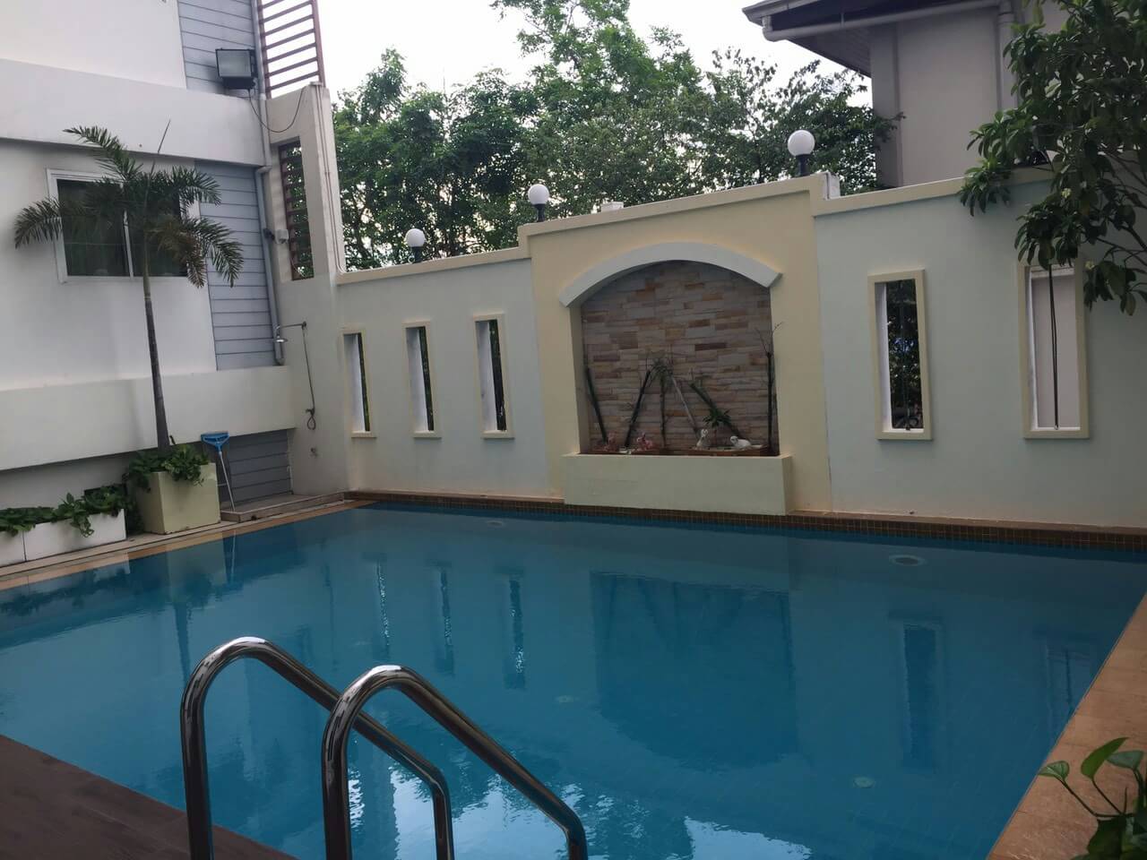 ขาย / เช่า คอนโด Metha Place @ Ratchada ( เมธาเพลส@ รัชดา ประชาราษฎร์บำเพ็ญ 24 ) ห้อง studio 31 ตรม