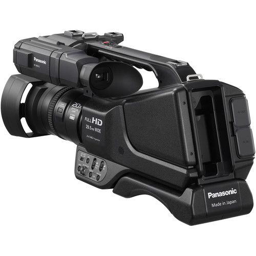 Panasonic HC-MDH3 AVCHD Shoulder Mount Camcorder พร้อมไฟ LED หัวกล้องและจอแบบทัชสกรีน ***สินค้าตกรุ่น