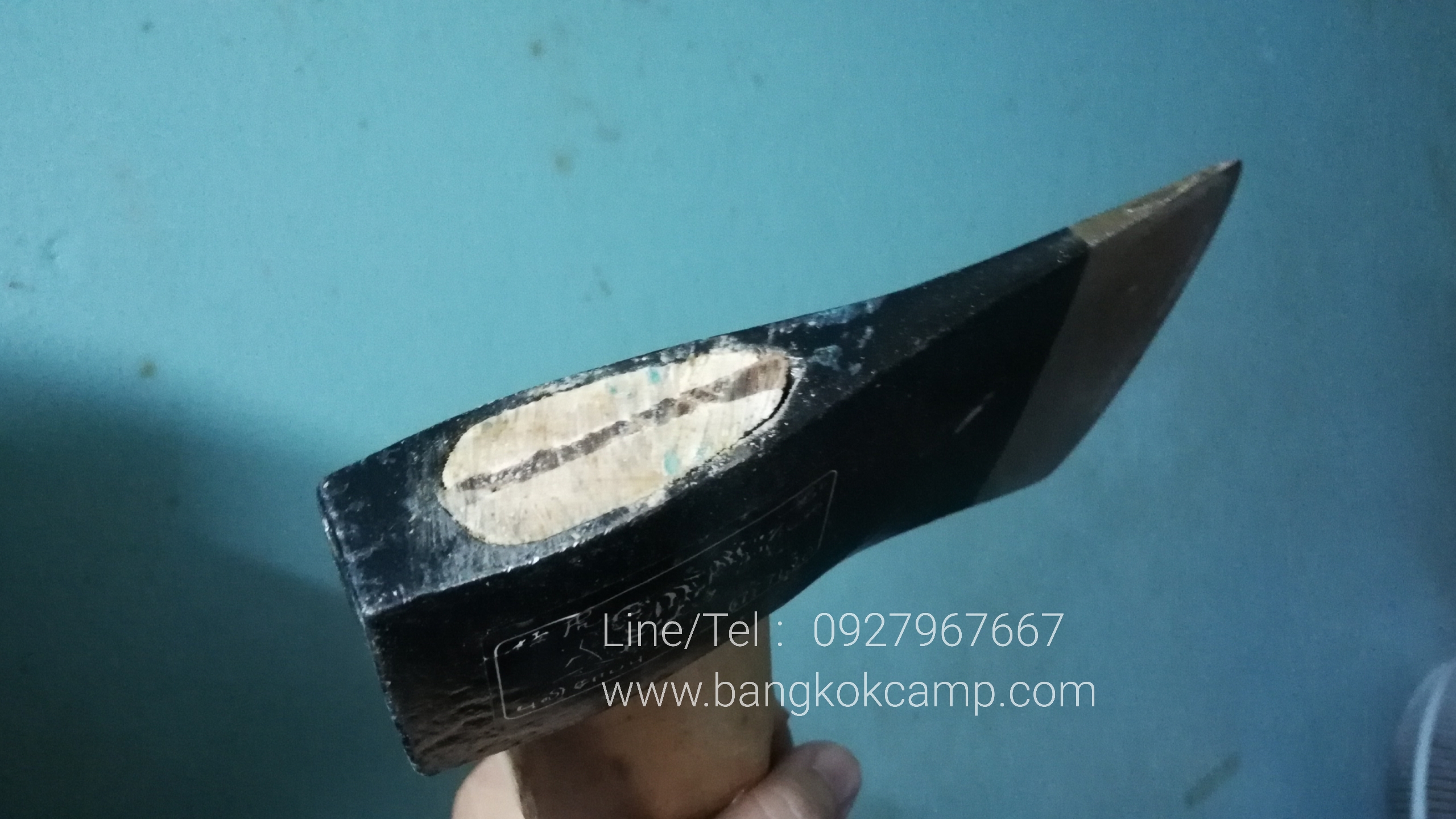 ขวานสวีเดน ตราเสือ HULT'S Made in SWEDEN.....ด้ามไม้ (2)