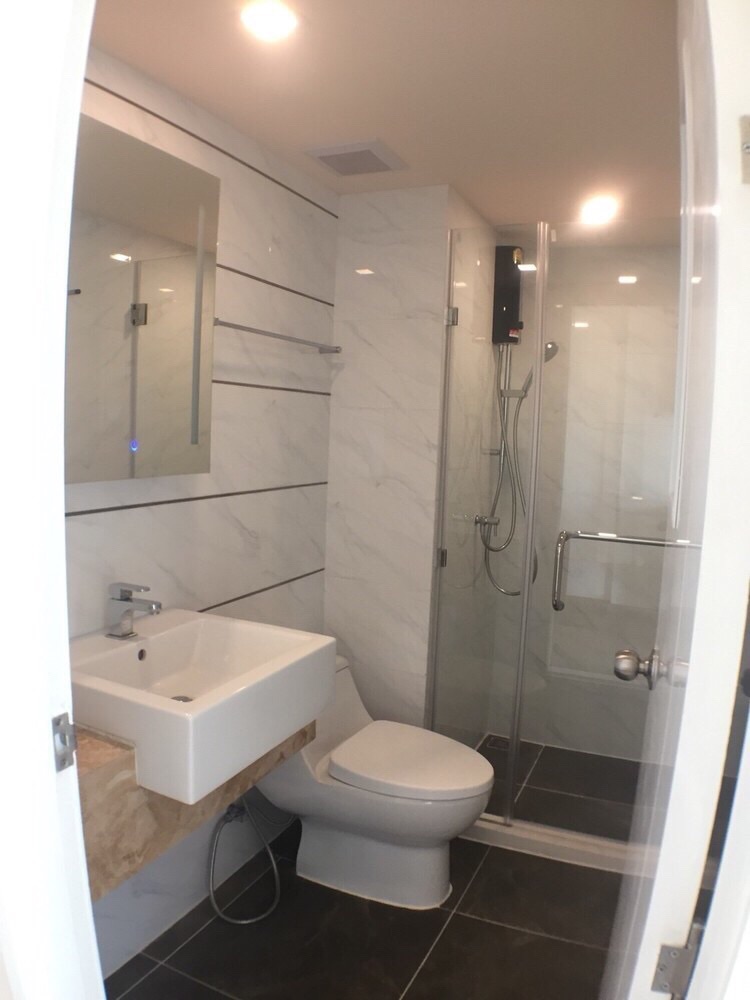 ให้เช่าคอนโด The Light New York (เดอะ ไลท์ นิวยอร์ค) 1 และ 2 ห้องนอน ห้องตกแต่งครบพร้อมอยู่