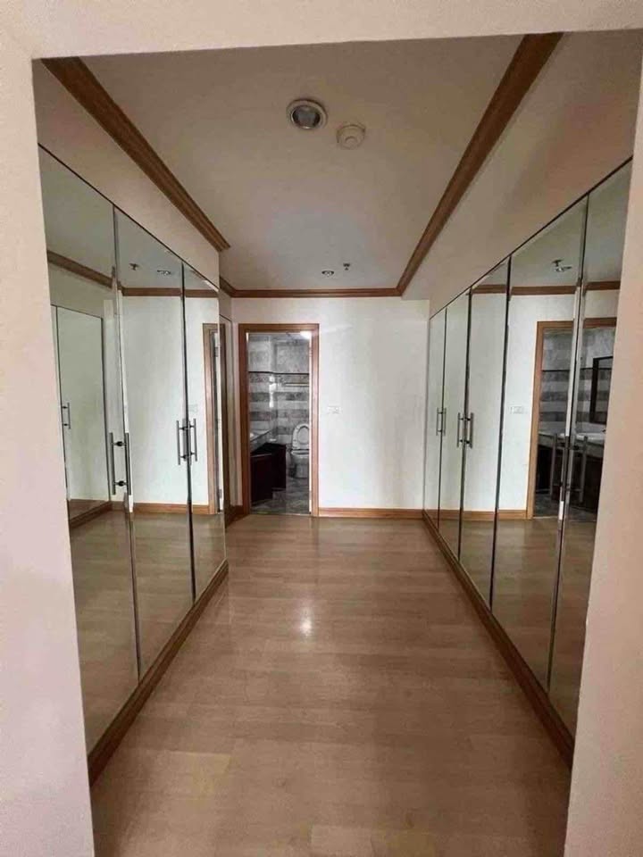 คอนโด ว่างให้เช่า Silom Suite (สีลม สวีท) ใจกลางสาทร ใกล้ BTS เซนต์หลุยส์ เพียง 300 เมตร