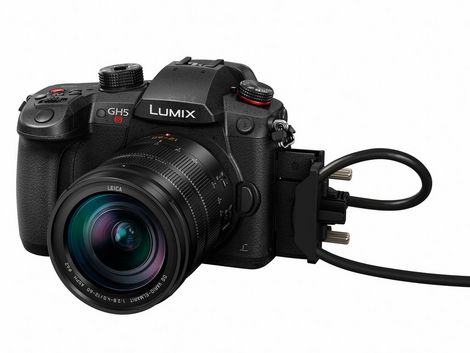 Panasonic LUMIX GH5s C4K Mirrorless ILC Camera Body with 10.2 Megapixel High Sensitivity MOS Sensor
