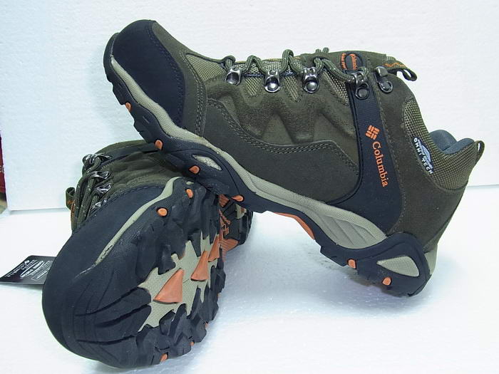รองเท้า Columbia_(C01-เขียวขี้ม้า) 42eur/พื้นใน26ซม. ใหม่ แท้
