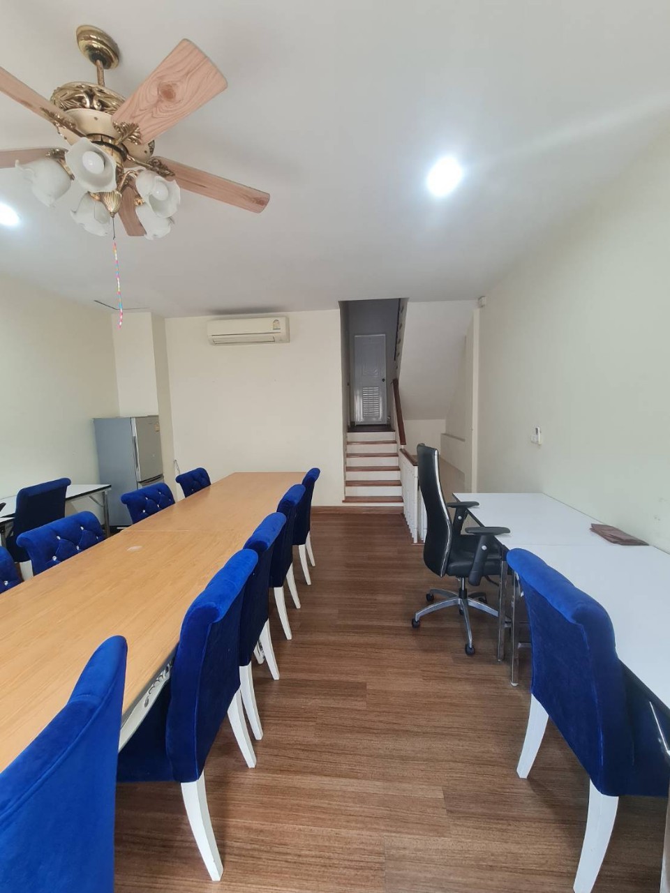 ขาย / ให้เช่า ทาวน์โฮม ,โฮมออฟฟิศ 3 ชั้น โครงการ Baan Klang Muang The Royal Monaco Srinakarin-Pattanakarn