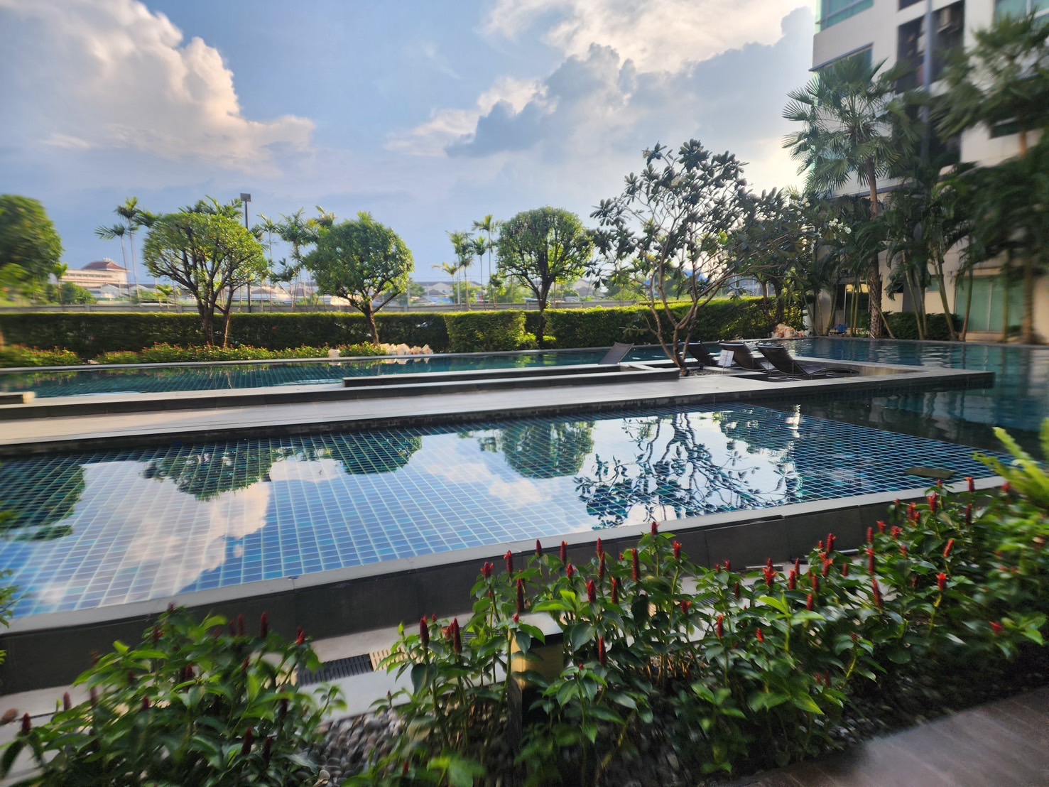 📍 รหัสทรัพย์ 87670 ให้เช่า D Condo รัตนาธิเบศร์ (ใกล้สถานีรถไฟฟ้าไทรม้าเพียง 50 เมตร!)