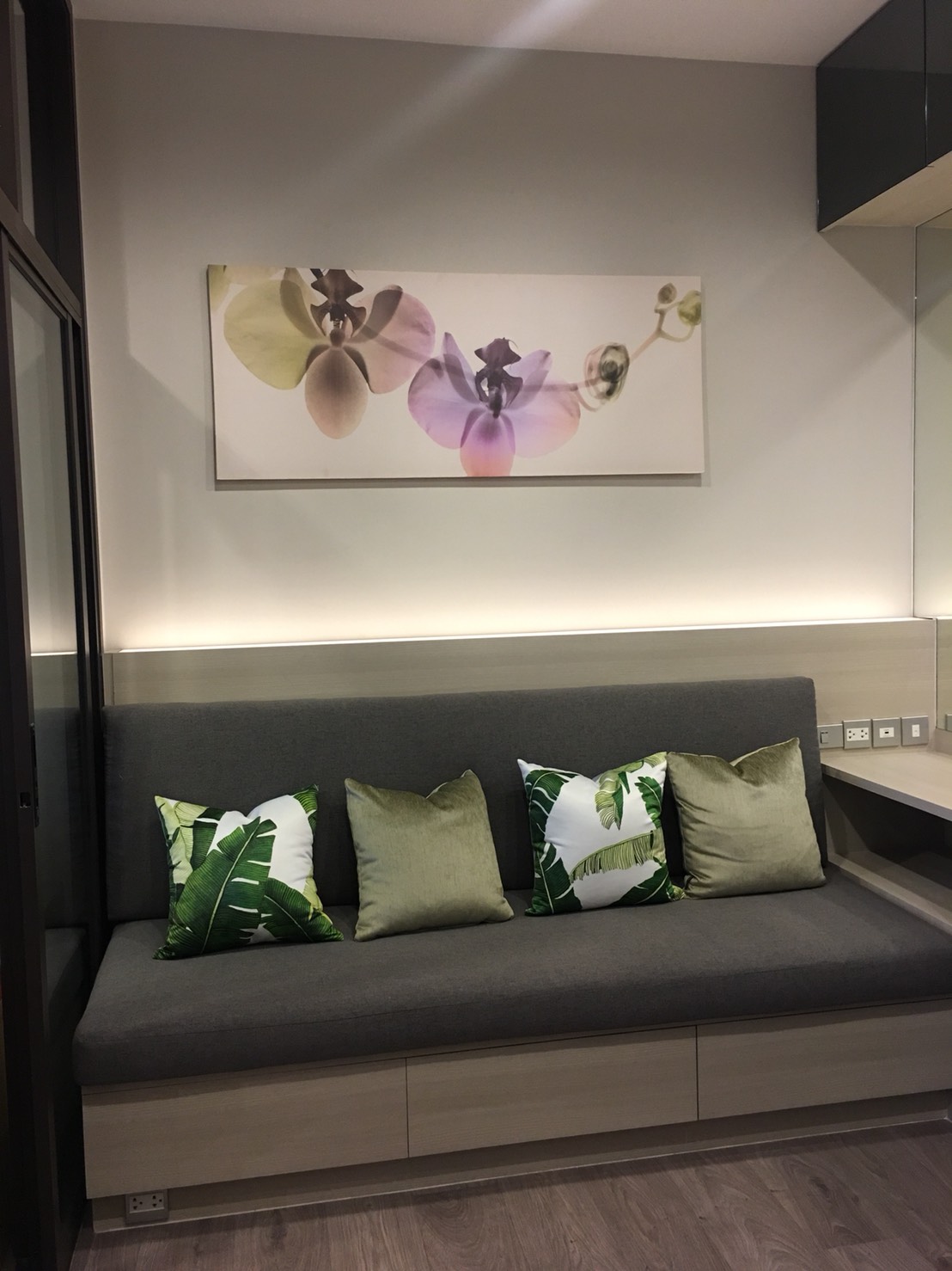 ให้เช่าคอนโด Whizdom Avenue Ratchada - Ladprao ( วิซดอม อเวนิว รัชดา – ลาดพร้าว ) 1 ห้องนอน