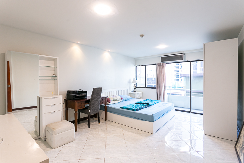 ให้เช่าคอนโด Saranjai Mansion (สราญใจ แมนชั่น) 3 ห้องนอน 2 ห้องน้ำ ขนาด 150 ตรม ชั้นสูง