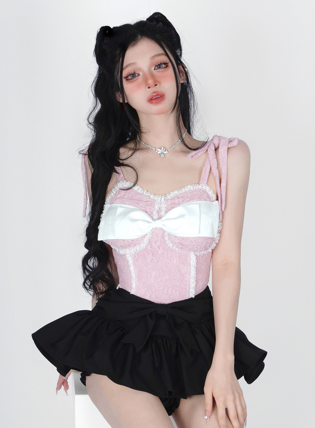 Shaoyeyan : พรีออเดอร์ เสื้อลูกไม้สายผูกไหล่หวานๆ สม็อคหลัง แบรนด์แท้