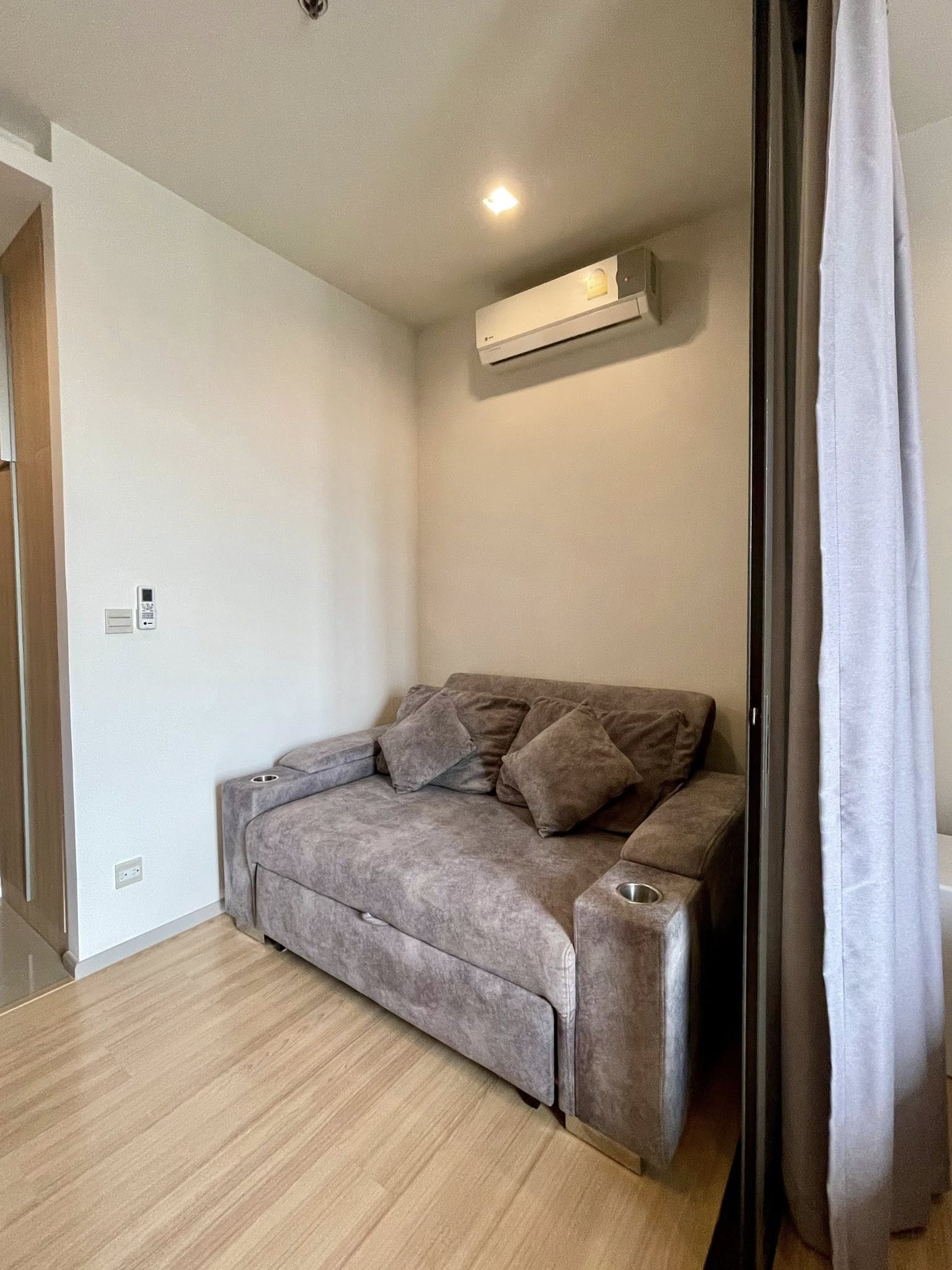 ✨ ขาย / ให้เช่า คอนโด M Jatujak (เอ็ม จตุจักร) 📍 ชั้น 31 | วิวโล่ง | ขนาด 28 ตร.ม. | 1 ห้องนอน