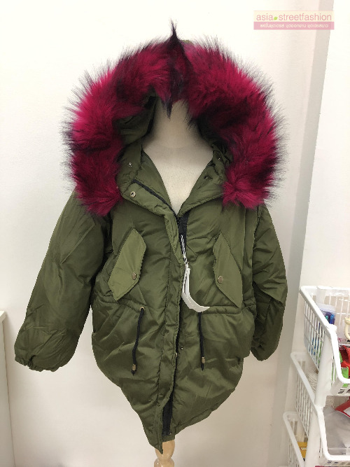 เสื้อกันหนาวฮู้ดดี้ แต่งเฟอร์หนาฟู งานเกรดดีเหมือนแบบ บุนวมหนา อุ่นมาก หิมะก็เอาอยู่ (ถอดขนถอดฮู้ดได้) ขาวฮู้ดชมพู M