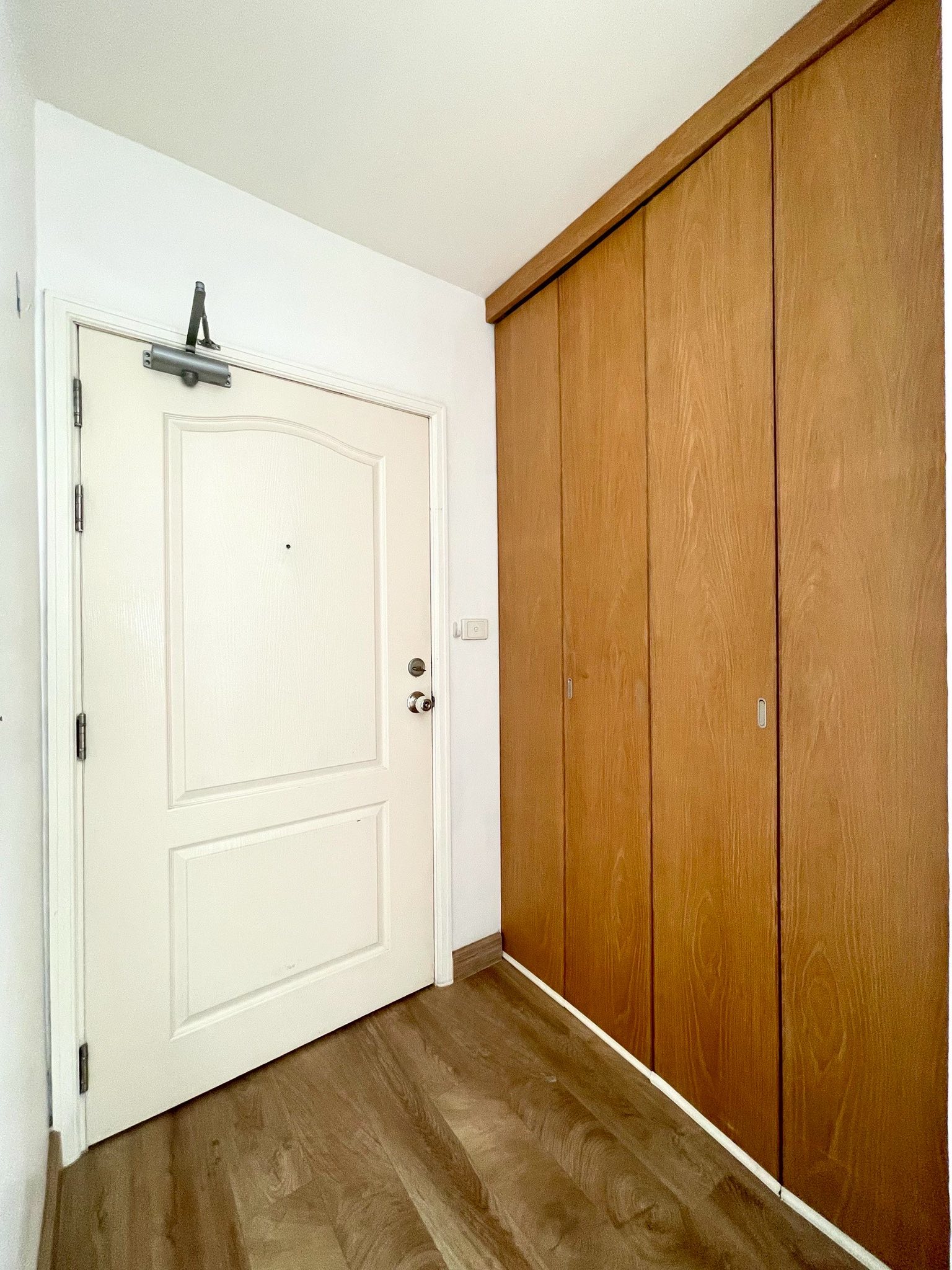 ✨ ขายคอนโด Lumpini Place Water Cliff (ลุมพินี เพลส วอเตอร์คลิฟ) ราคาพิเศษเพียง 3,000,000 บาท! ✨