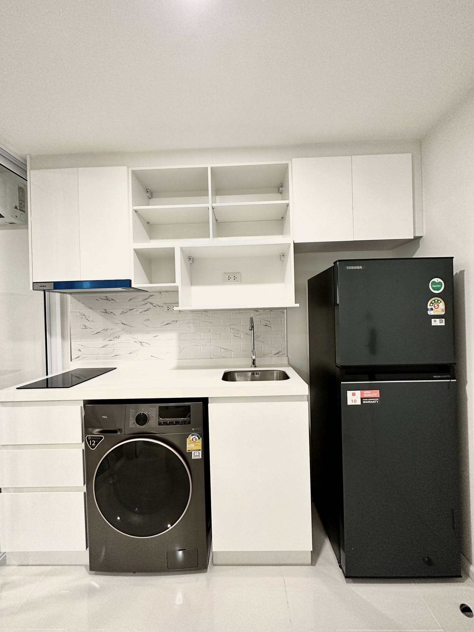 ให้เช่าคอนโด ชาโตว์ อินทาวน์ รัชโยธิน / For Rent Chateau In Town Ratchayothin (English below)