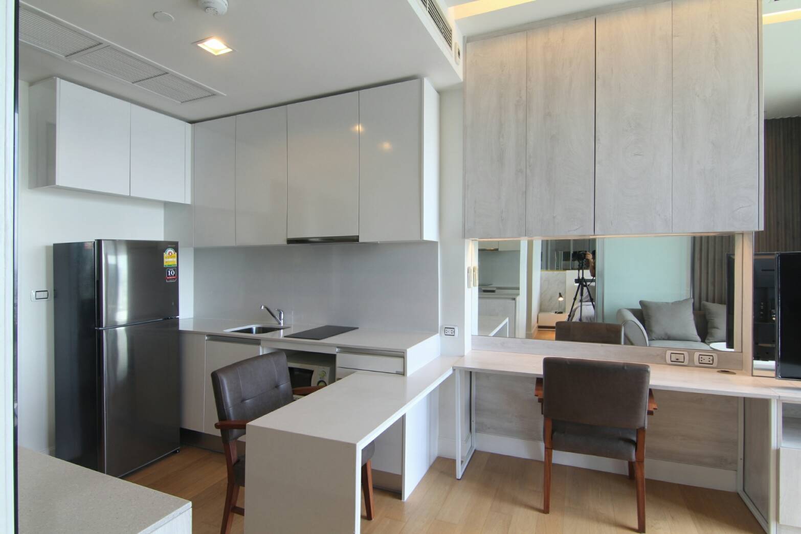 ขาย / เช่า คอนโด Equinox Phahol-Vibha (อีควิน็อกซ์ พหล-วิภา) 1 ห้องนอน 1 ห้องน้ำ