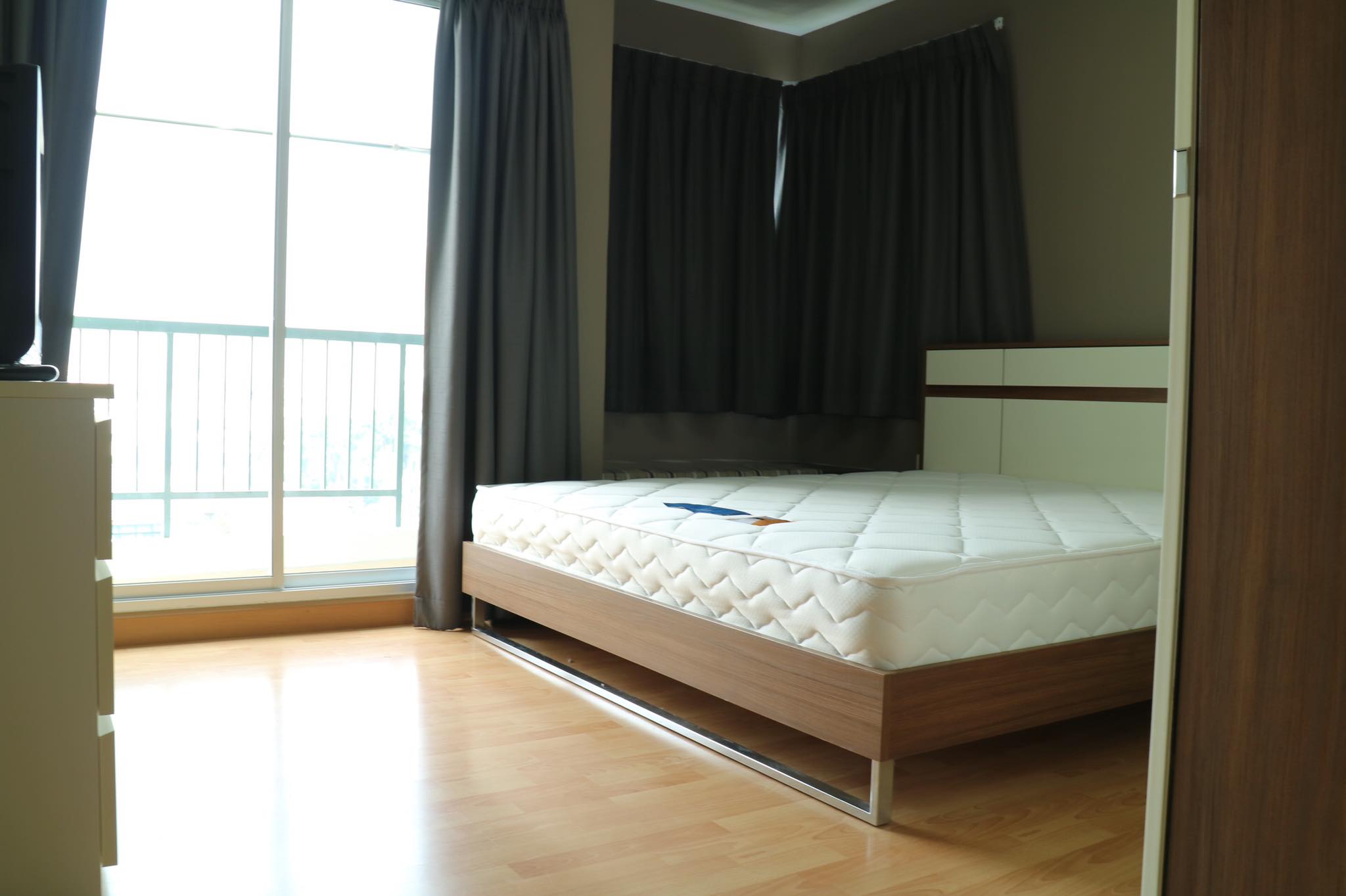 ขายคอนโด Supalai City Resort Ratchada - Huaykwang (ศุภาลัย ซิตี้ รีสอร์ท-รัชดาห้วยขวาง ) 2 ห้องนอน 1 ห้องน้ำ 1 ห้องครัว