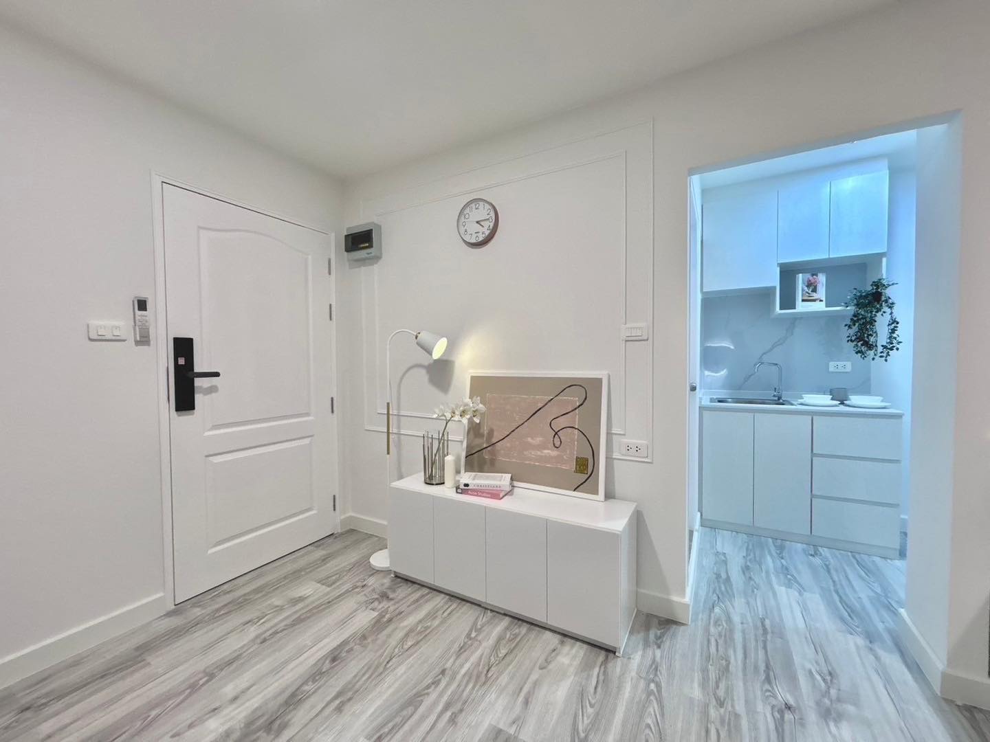 ขายด่วน! คอนโดลุมพินี คอนโดทาวน์ รามอินทรา - นวมินทร์ แต่งใหม่ พร้อมอยู่ ฟรีโอน! 🔥 💰 ราคาสุดคุ้มเพียง 1.29 ล้านบาท!