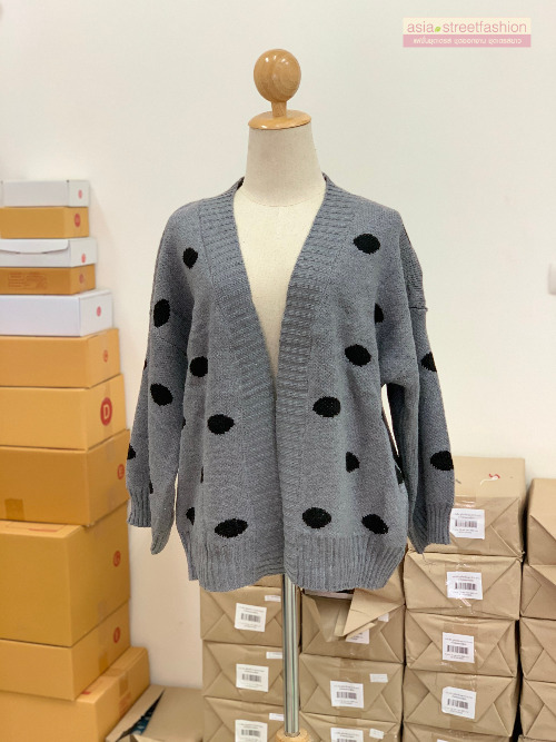 เสื้อกันหนาวไหมพรมถัก ทรงสวย แบบน่ารัก ทอลายจุด พร้อมส่ง เทาลายดำ
