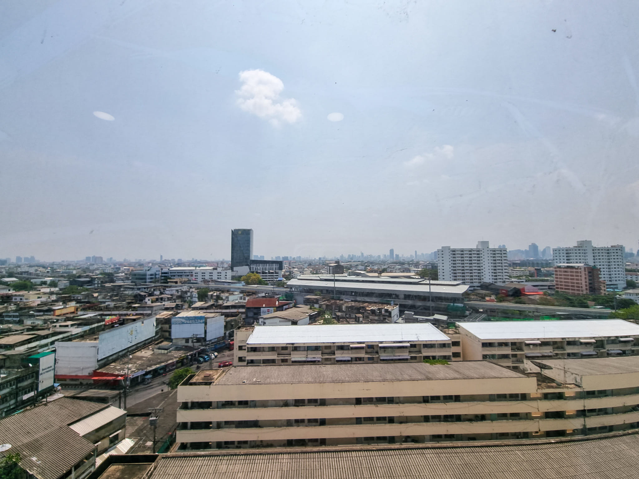 ขายคอนโด Lumpini Ville Latphrao - Chokchai 4 (ลุมพินี วิลล์ ลาดพร้าว - โชคชัย 4) 1 ห้องนอน 1 ห้องน้ำ ขนาด 28 ตร.ม.