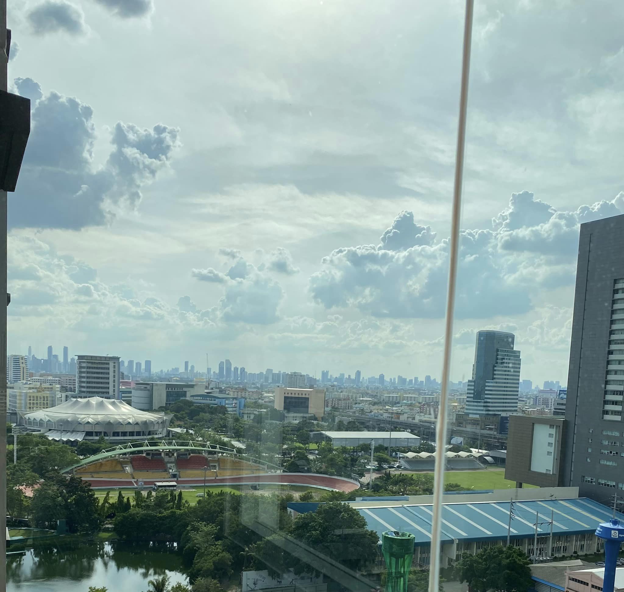 ให้เช่าคอนโด Supalai Veranda Ramkhamhaeng (ศุภาลัย เวอเรนด้า รามคำแหง) - 2 ห้องนอน; 2 ห้องน้ำ; ครัวแยก; ห้องมุม