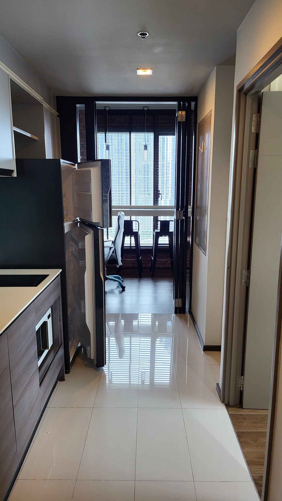 ให้เช่าคอนโดแต่งครบ Ceil by Sansiri (ซีล บาย แสนสิริ) ซอย 12 1 ห้องนอน ขนาด 47 ตรม. ชั้น 16 วิว เพชรบุรีและทองหล่อ