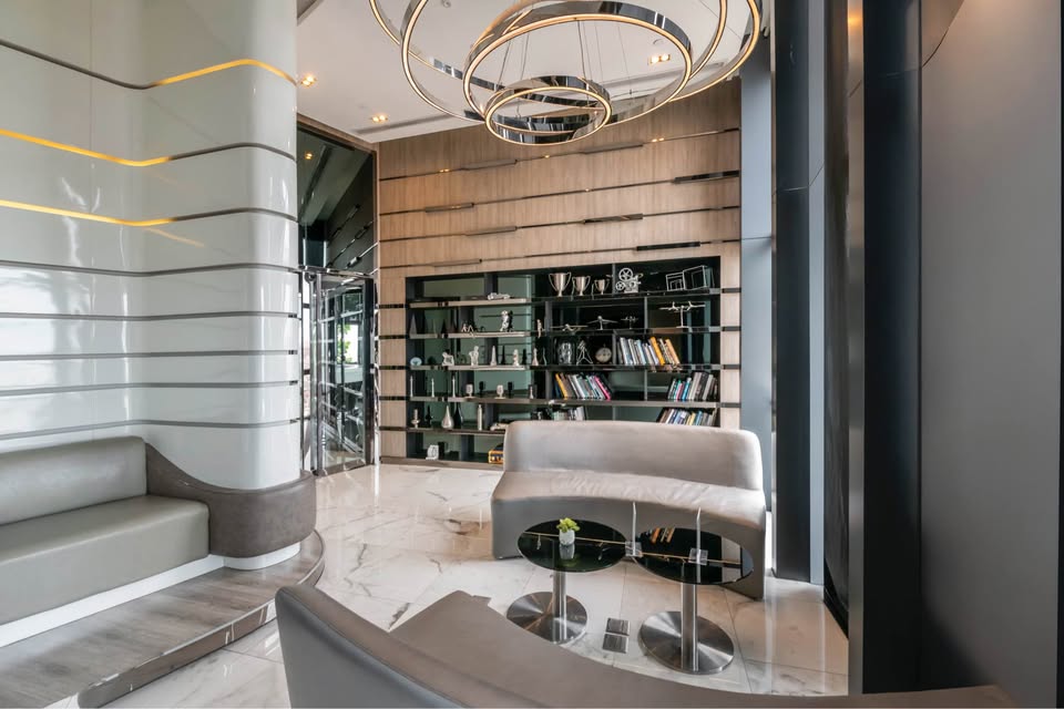 🌟 ให้เช่าคอนโด Ideo Mobi Asoke (ไอดีโอ โมบิ อโศก) 🌟 📍 ทำเลติดถนนเพชรบุรี เดินเพียง 350 เมตรถึง MRT เพชรบุรี