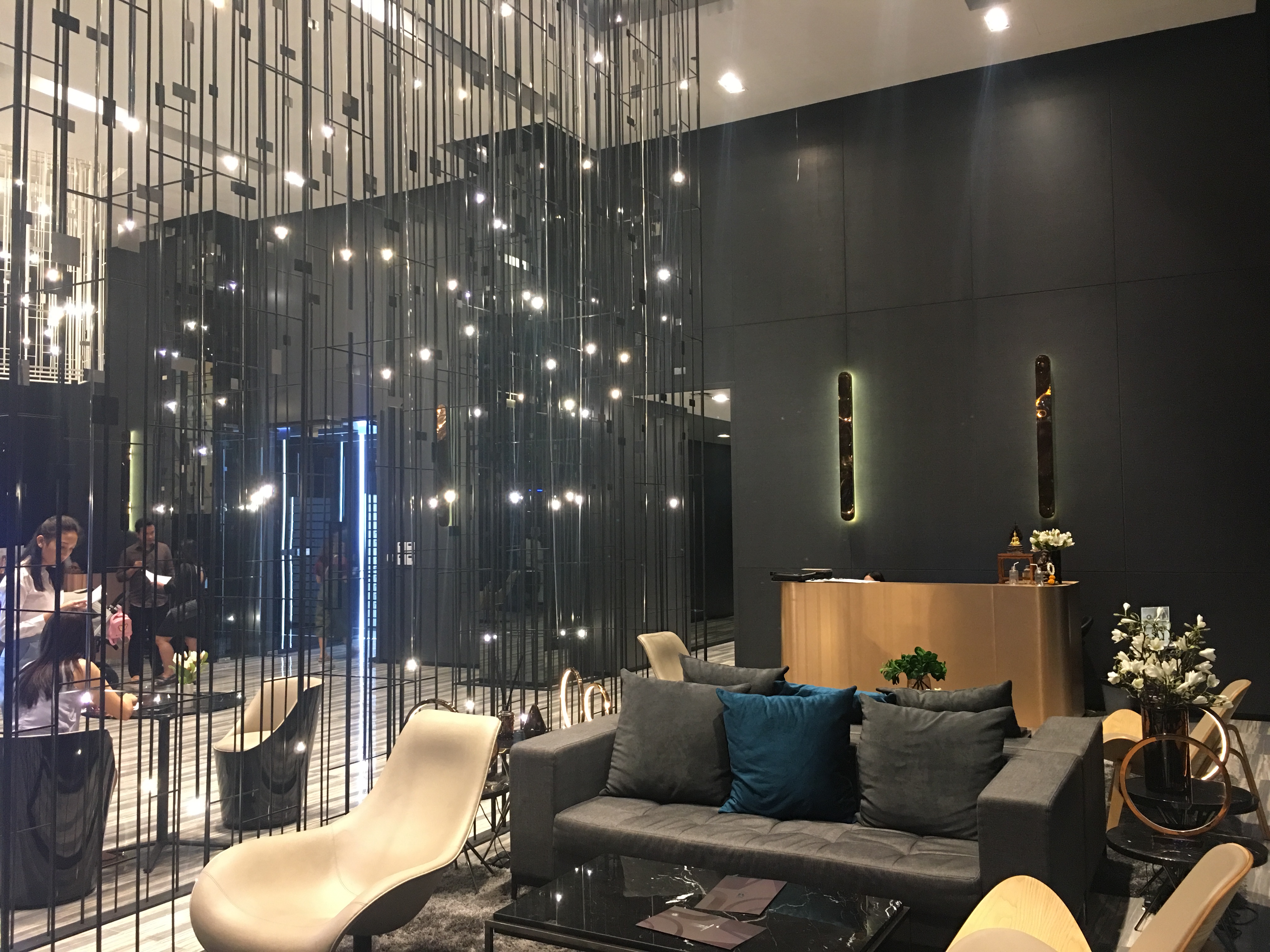 ให้เช่าคอนโด Whizdom Avenue Ratchada - Ladprao ( วิซดอม อเวนิว รัชดา – ลาดพร้าว ) 1 ห้องนอน