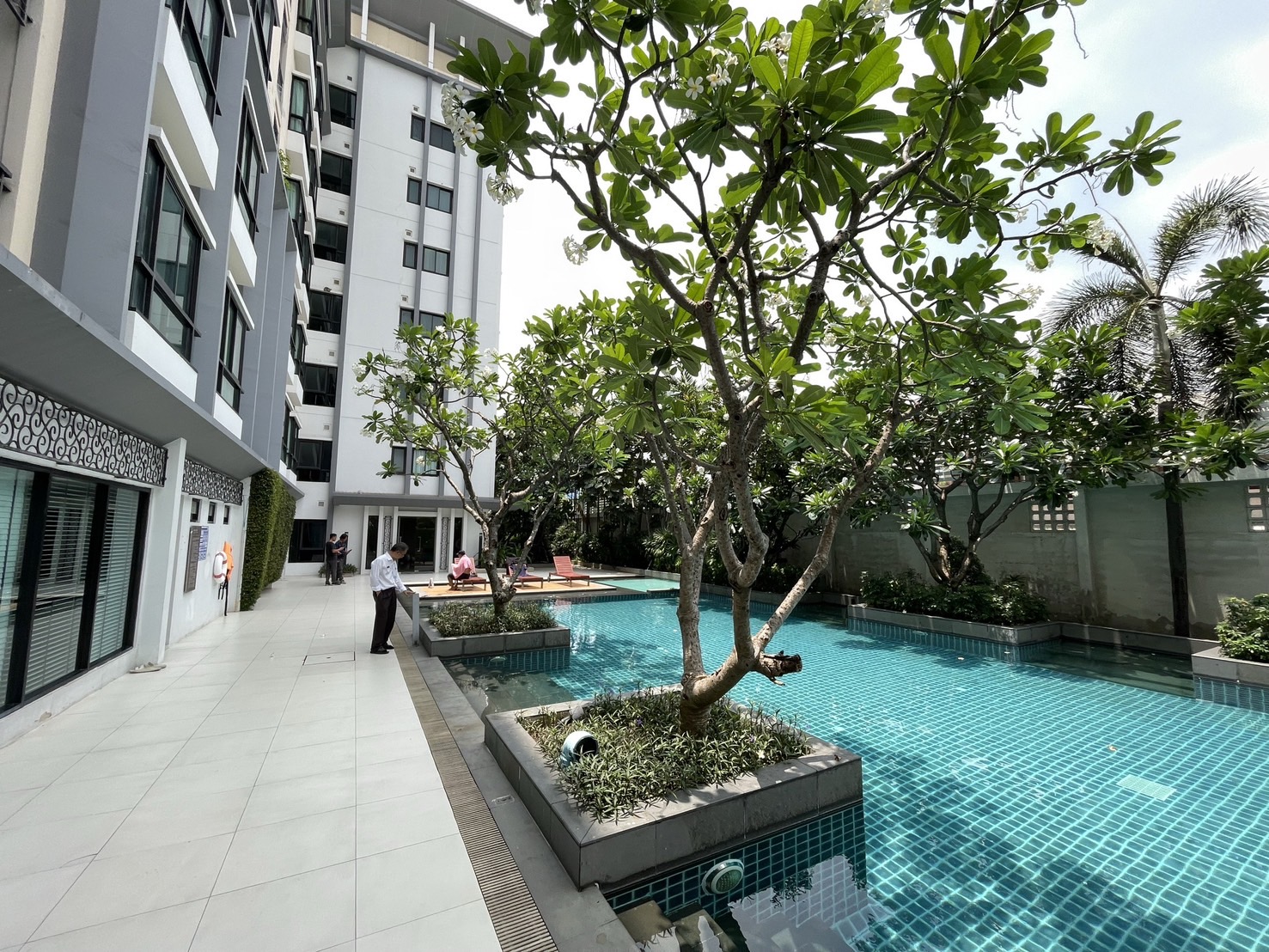 🔥ขายด่วน! คอนโดให้เช่า ที่ S1 Rama 9 (เอส วัน พระราม 9) ห้องแต่งครบ พร้อมอยู่ ใกล้รถไฟฟ้า MRT รามคำแหง 12 เพียง 700 เมตร! 🔥