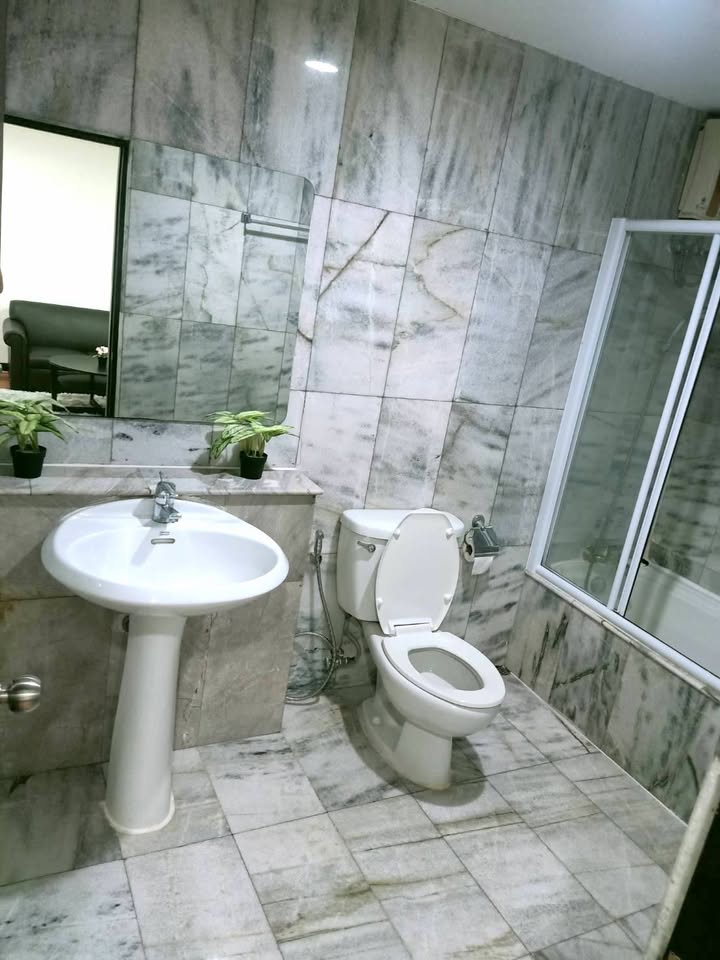 ให้เช่าคอนโด วอเตอร์ฟอร์ด พาร์ค ทองหล่อ 5 / For Rent Waterford Park Thonglor 5 (English below)