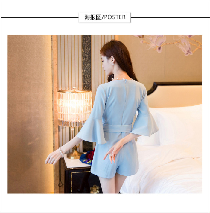 จั๊มพ์สูทขาสั้นสีฟ้า แฟชั่นเกาหลีสวย น่ารัก แขนยาว ทรงเข้ารูป ลุคเรียบๆ สวยดูดี