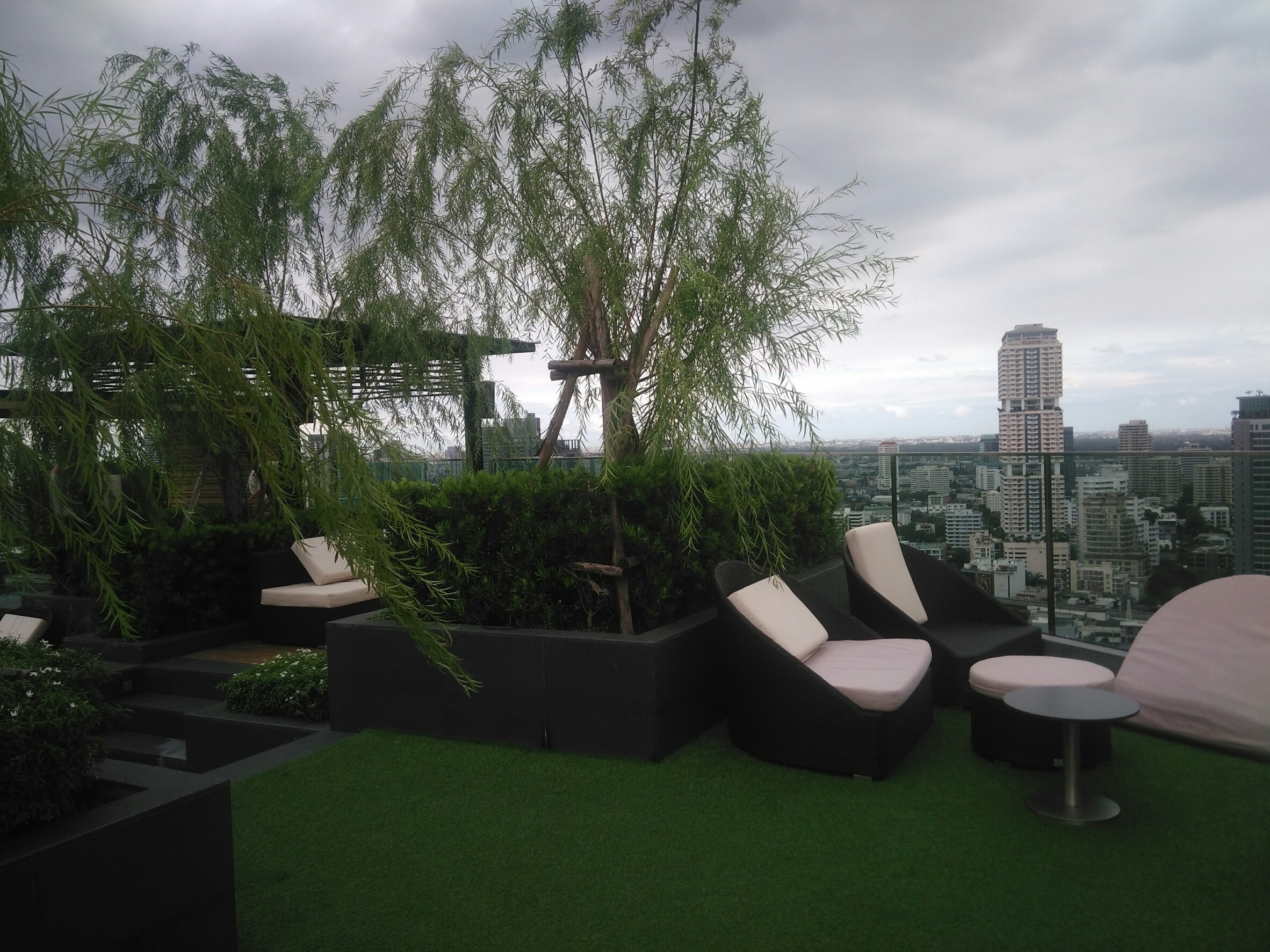 ขาย / เช่า คอนโด H Sukhumvit 43 (เอช สุขุมวิท 43) 1ห้องนอน 1 ห้องน้ำ 1ห้องรับแขก ห้องครัวในตัว พื้นที่ 40.92 ตร.ม ชั้น 9 ห้อง 99/53 วิวเมือง