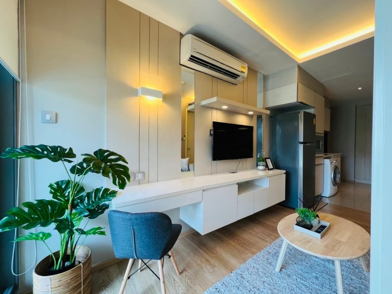 ขาย / เช่า คอนโด H Sukhumvit 43 (เอช สุขุมวิท 43) ห้อง 99/53 แบบห้อง 1 ห้องนอน 1 ห้องน้ำ ชั้น 8 ขนาด 40.91 ตรม