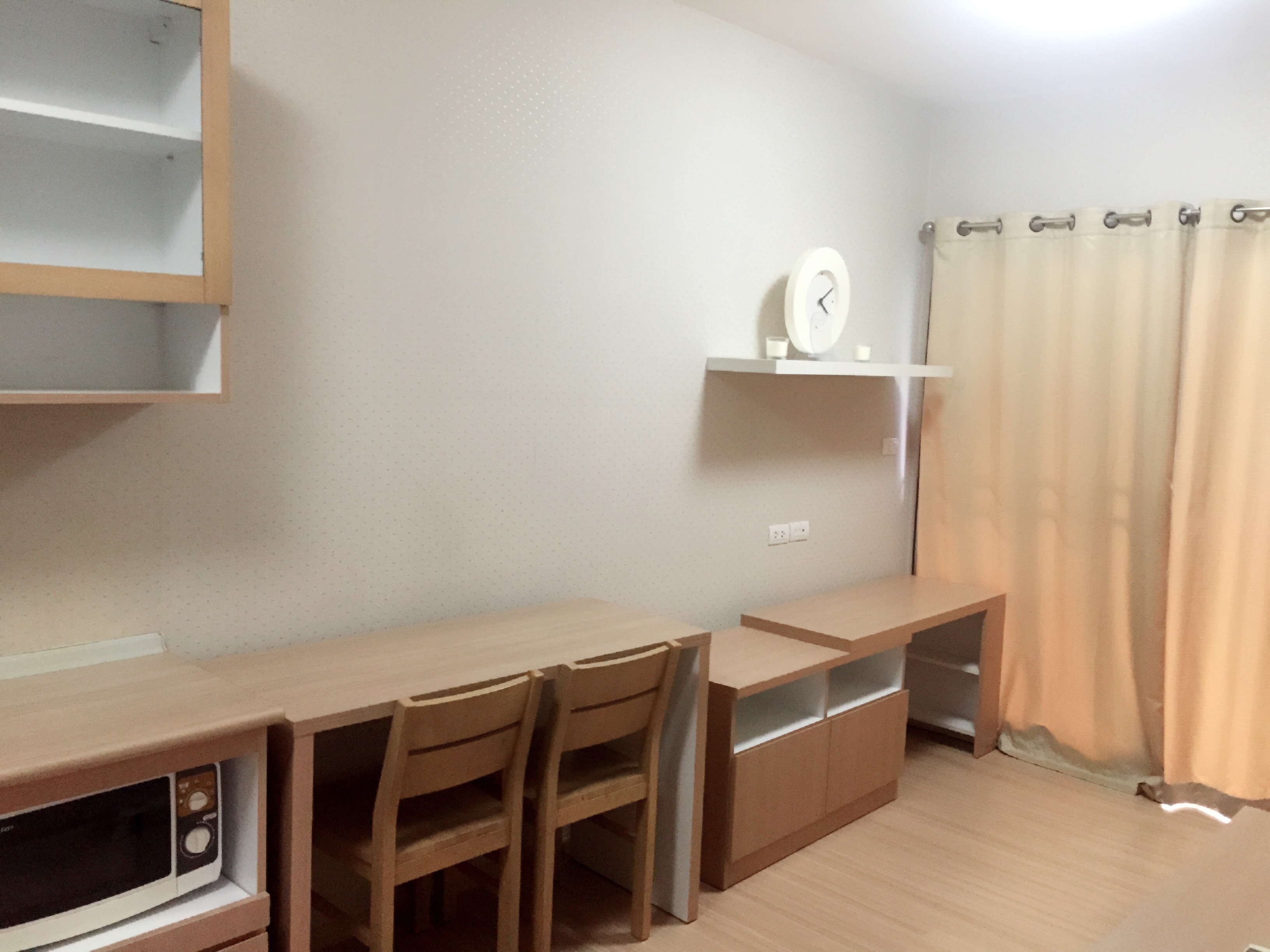 ให้เช่า/ขาย เอ สเปซ เพลย์ รัชดา-สุทธิสาร พร้อมเฟอร์ละเครื่องใช้ไฟฟ้า