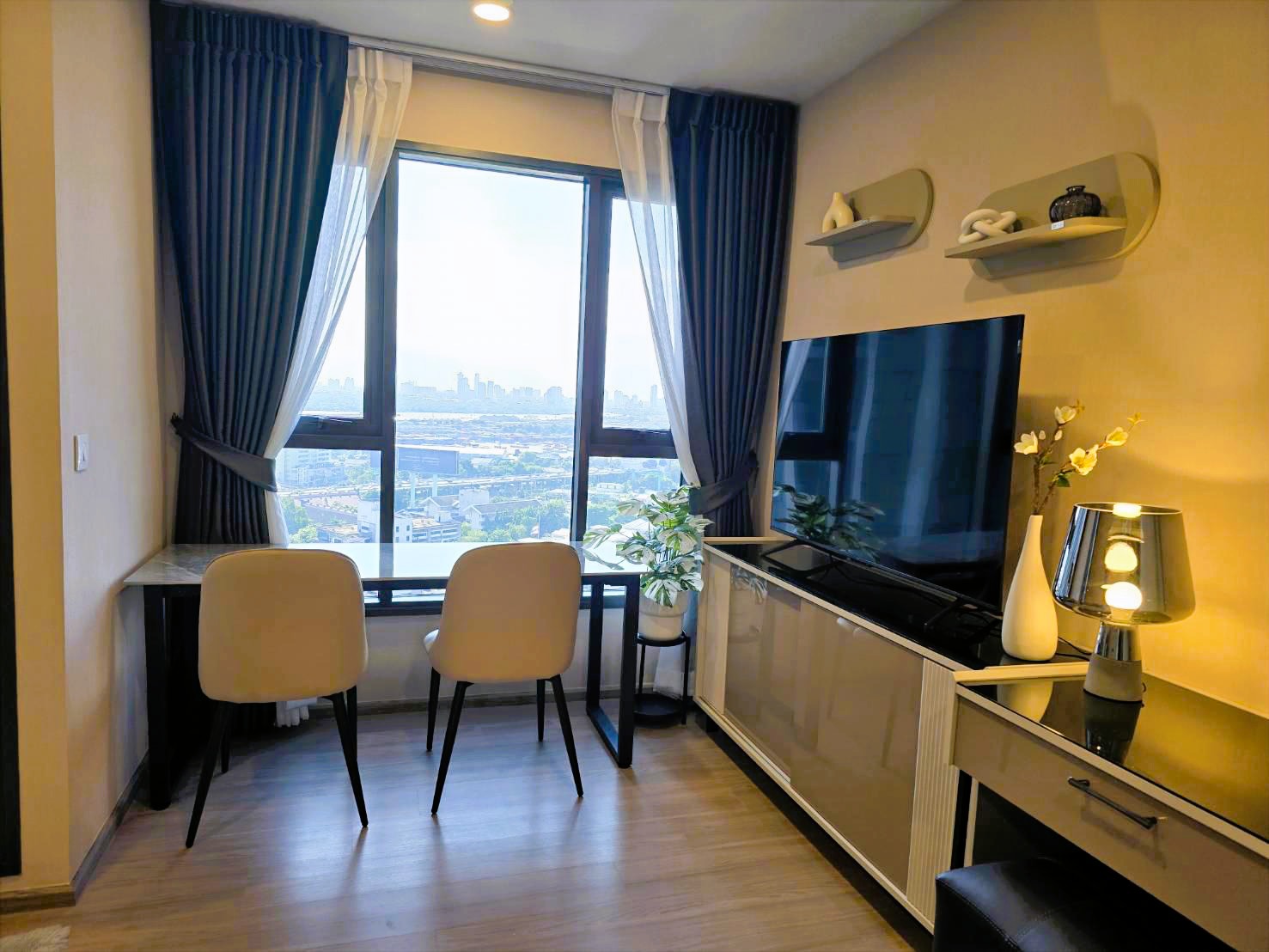 ให้เช่าคอนโด แอสปาย สุขุมวิท–พระราม 4 / For Rent Aspire Sukhumvit – Rama 4 (English below)