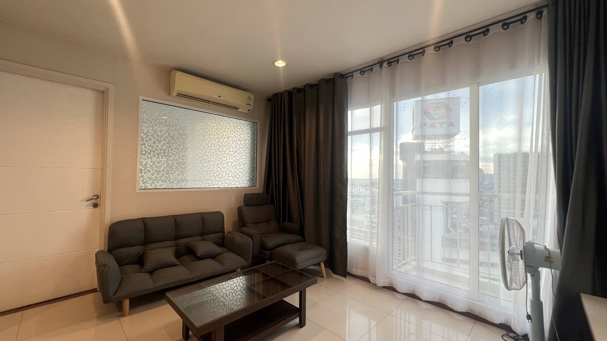 ขาย/ให้เช่า คอนโด IVY Residences ปิ่นเกล้า ติดห้างพาต้า ห้องมุม ชั้นสูง วิวสวย พร้อมเข้าอยู่! | 1 ห้องนอน | 1 ห้องน้ำ | ขนาด 43 ตร.ม.