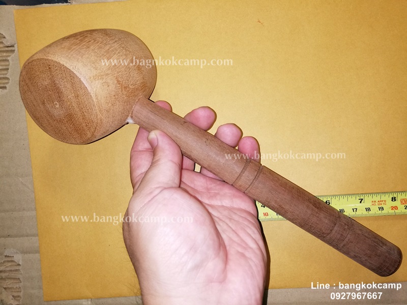 ค้อนไม้ประดู่ ยาว11นิ้ว.....ใช้ตอกงานเกี่ยวกับหนังได้, หรืองานตอกที่กลัวตัวตอกหัวจะพังใช้ไม้ตอกจะช่วยซับแรงครับ, ตอกลิ่มไม้, ตีระฆังได้