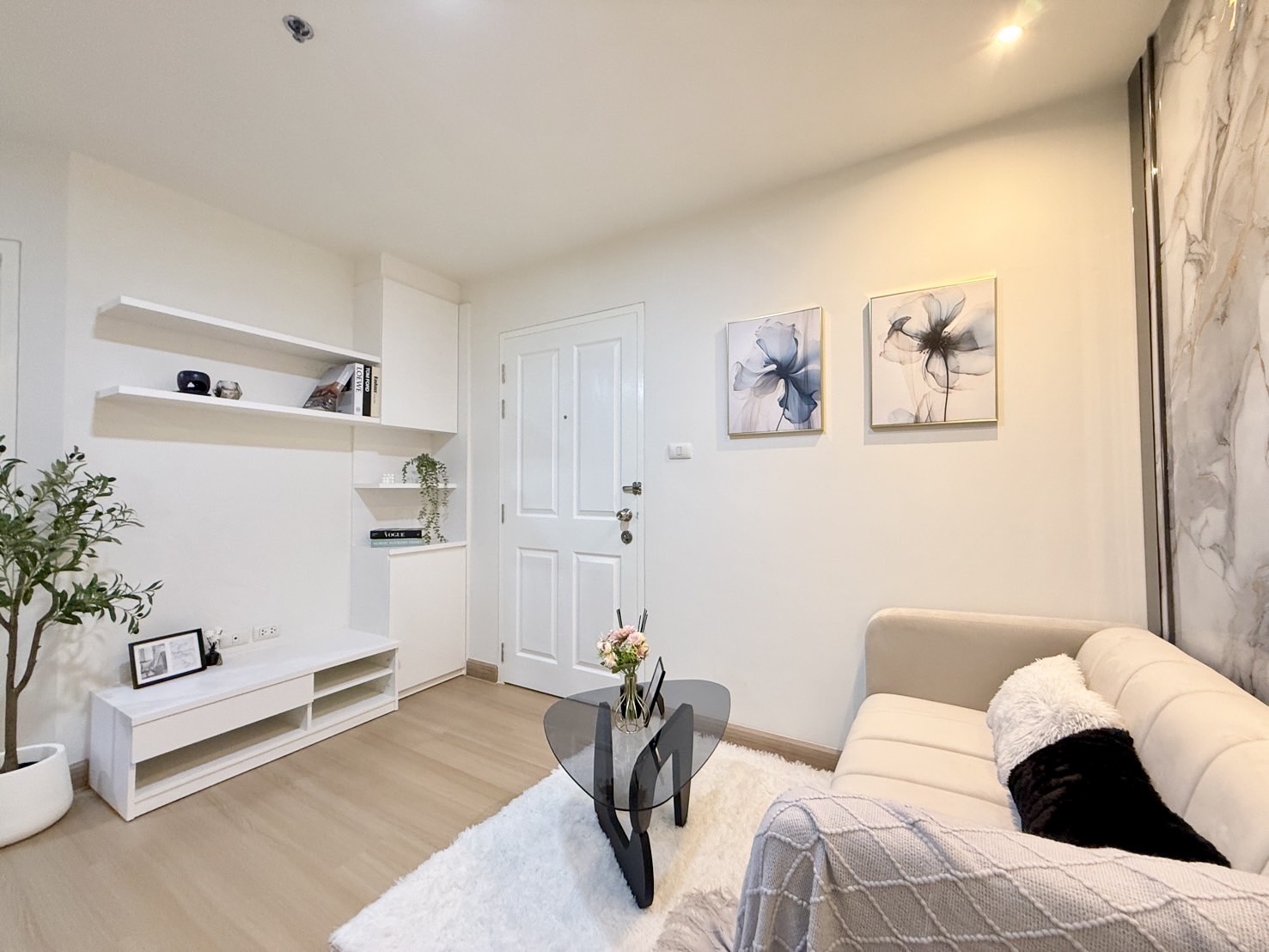 ขายคอนโด เดอะทรัส เรสซิเด้นซ์ ปิ่นเกล้า (For sale The Trust Residence Pinklao)