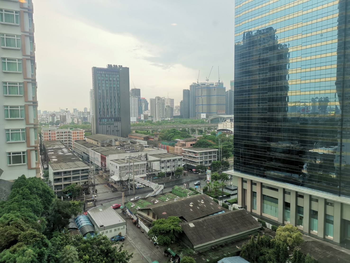 ให้เช่าคอนโด Circle Condominium (เซอร์เคิล คอนโดมิเนียม) 2 ห้องนอน 2 ห้องน้ำ ขนาด 75 ตรม ชั้น 12