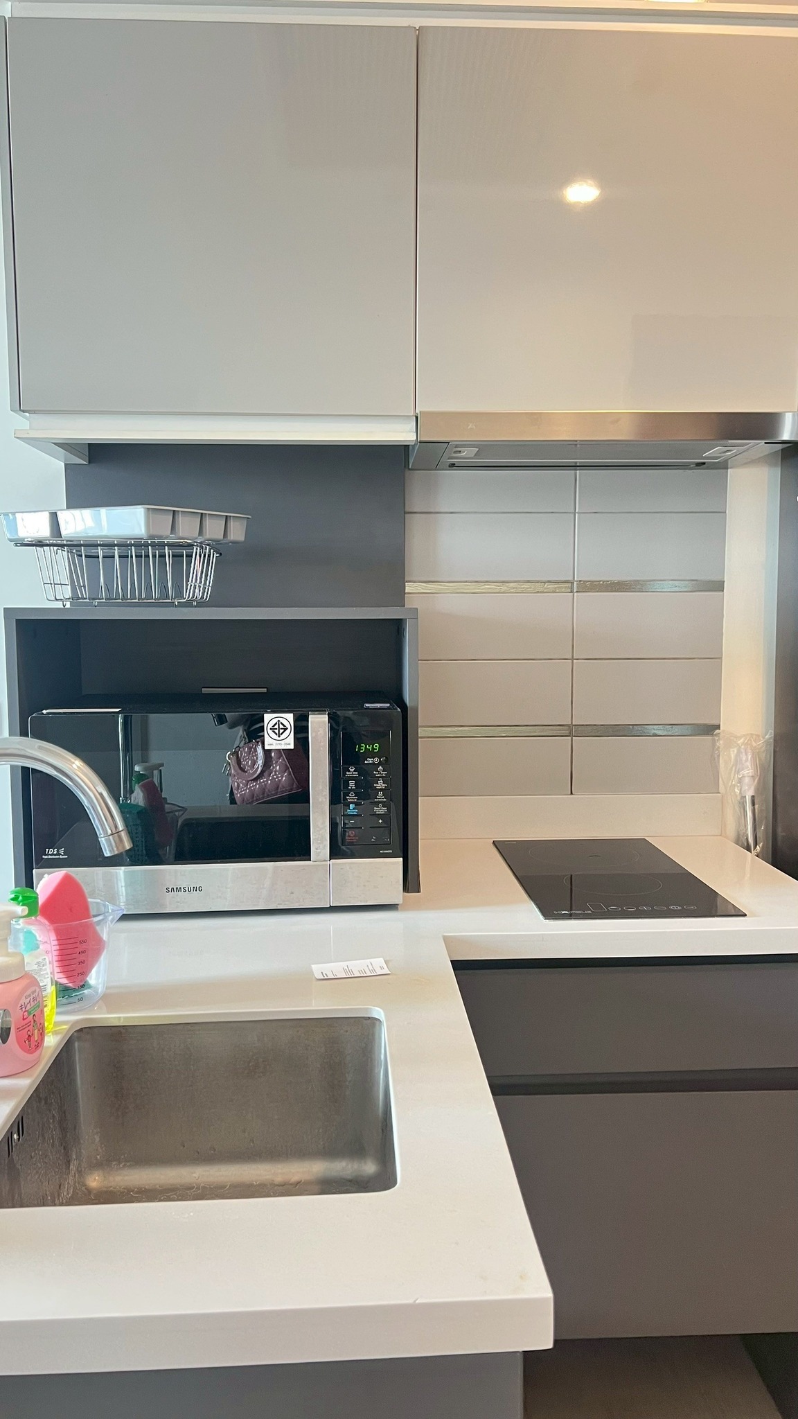 ให้เช่าคอนโด ไวน์ สุขุมวิท / For Rent WYNE Sukhumvit (English below)