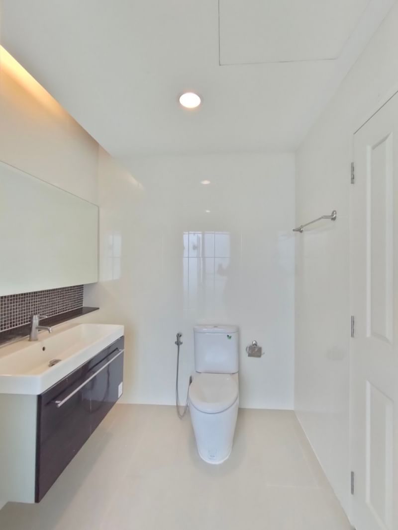 ขาย /ให้เช่า บ้านเดี่ยว 2 ชั้น หลังมุม ห่าง MRT บางพลู เพียง 5 นาทีโครงการ The Centro Rattanathibet : เดอะ เซนโทร รัตนาธิเบศร์ ขนาด 52 ตารางวา