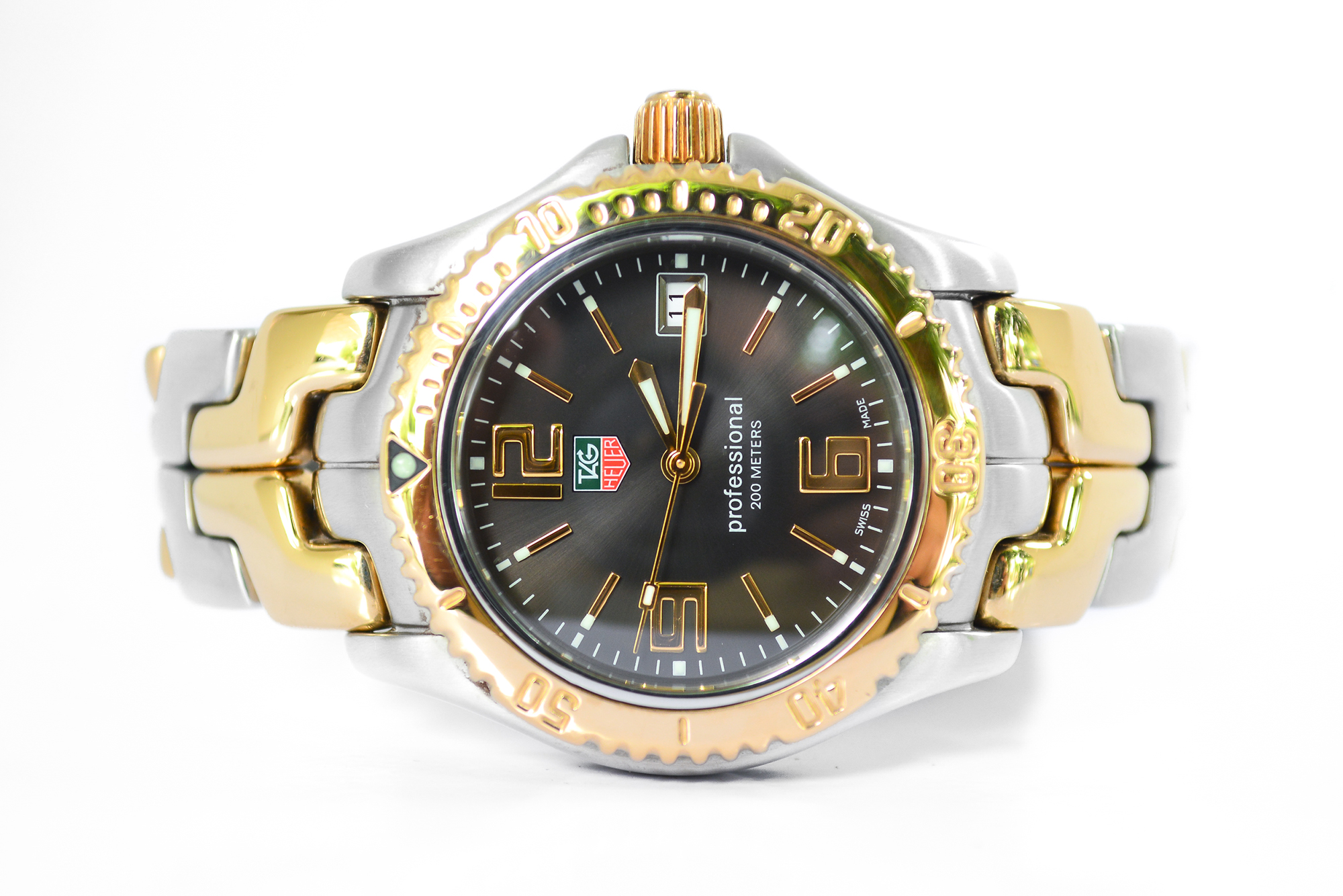 Tag Heuer Link Boy size 2 กษัตริย์ 18K หน้าดำ (Sold)