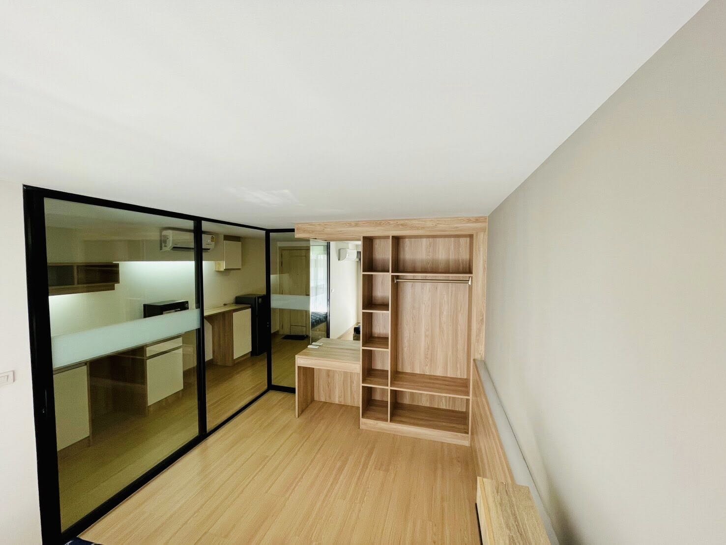 ให้เช่าคอนโด เลเวล คอนโด บางนา / For Rent Level Condo Bang Na (English below)