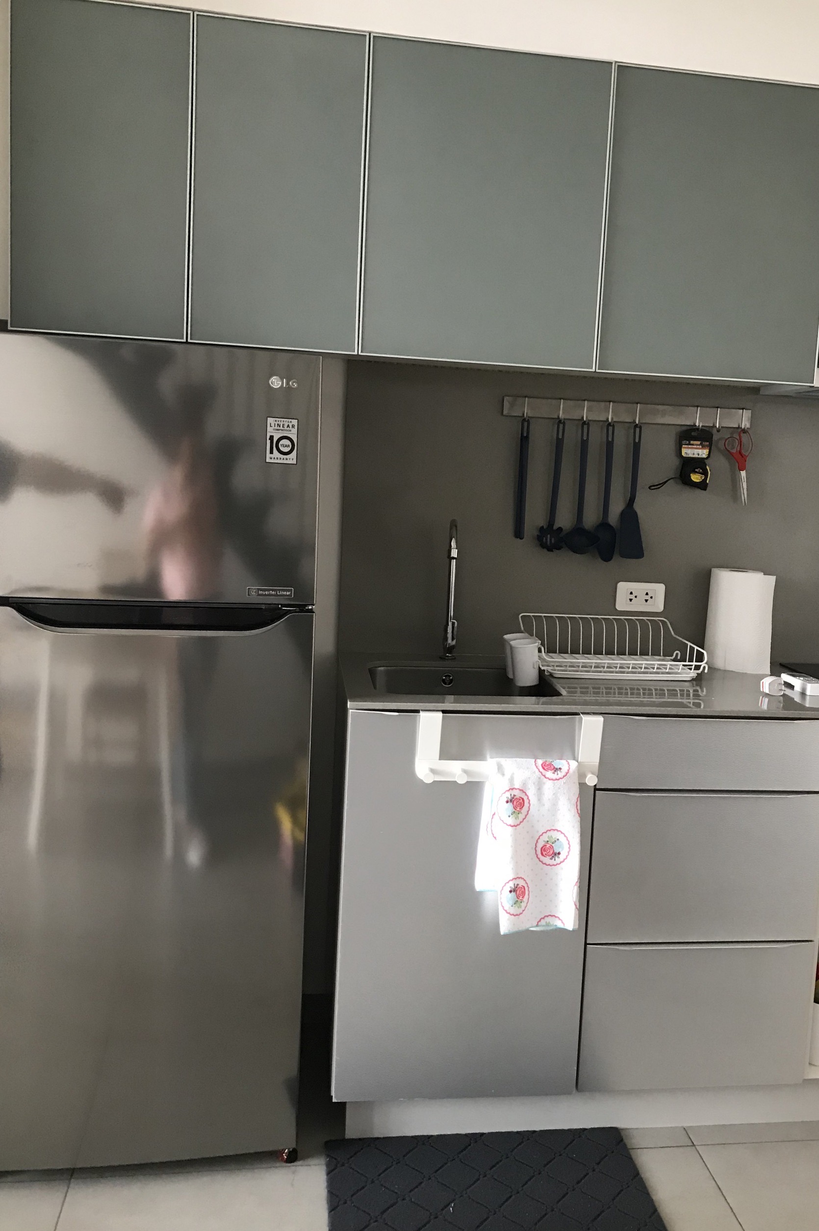 ให้เช่าคอนโด The Lofts Ekkamai (เดอะ ล็อฟท์ เอกมัย) ห้องดูเพล็กซ์ 1 ห้องนอน ขนาด 48 ตารางเมตร ชั้น 22 ห้องแต่งครบพร้อมเข้าอยู่