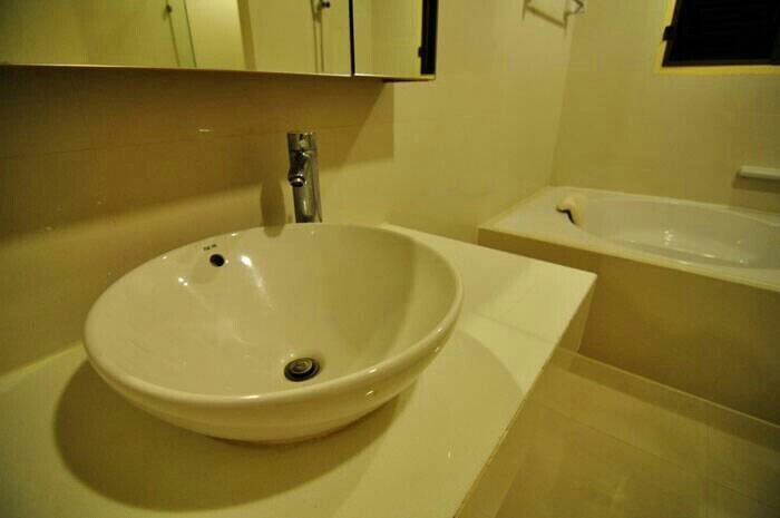 ให้เช่าคอนโด Amanta Ratchada ขนาด 84 ตร.ม 1 ห้องนอน 2 ห้องน้ำ วิวสระว่ายน้ำและสวน ห้องวิวสวย ค่าเช่าเดือนละ 36,000 บาท