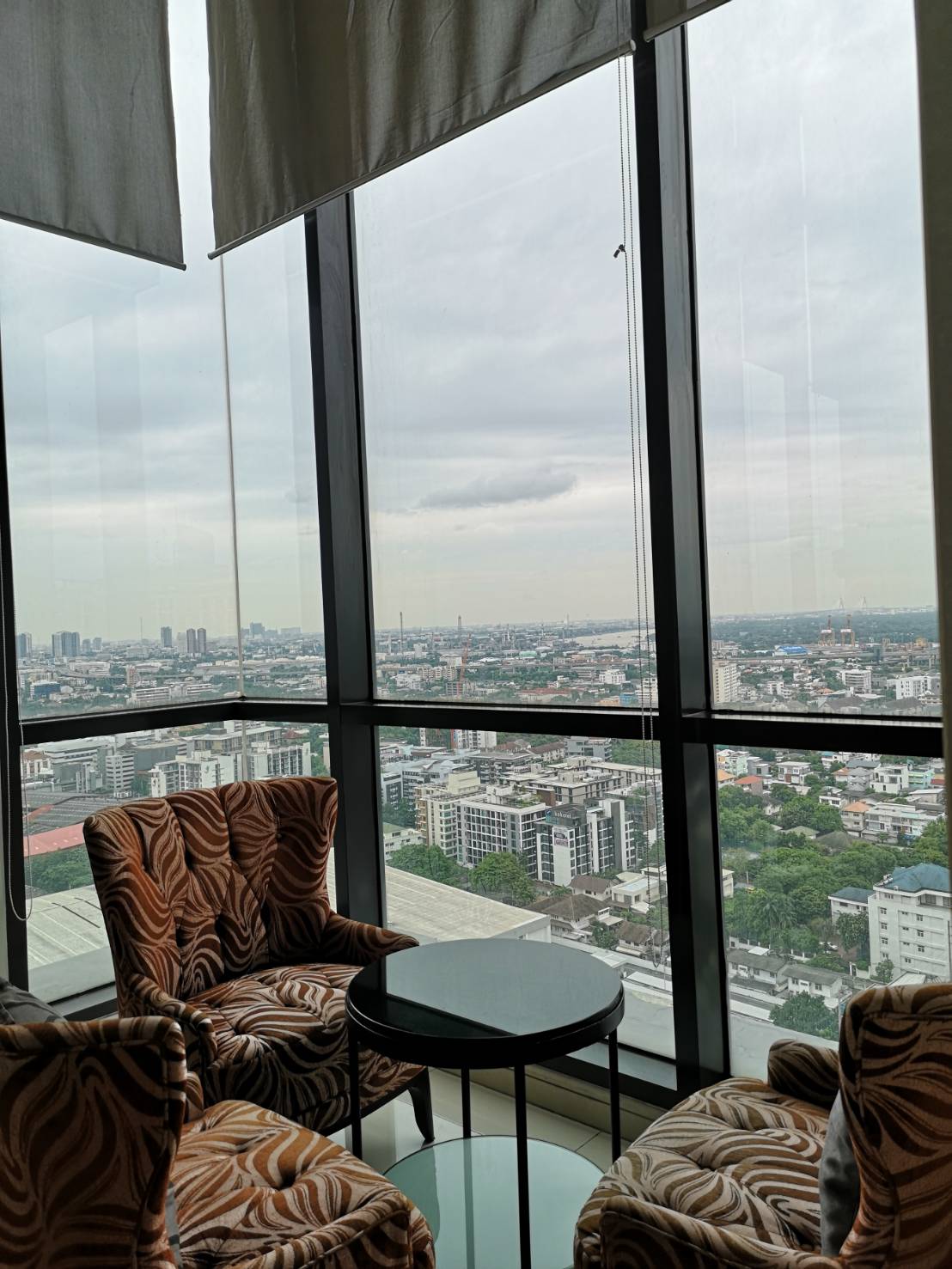 ให้เช่าคอนโด Q. House Condo Sukhumvit 79 (คิว. เฮ้าส์ คอนโด สุขุมวิท 79 1 ห้องนอน 1 ห้องน้ำ ขนาด 31 ตรม. ชั้น 25 วิวไม่บล็อก