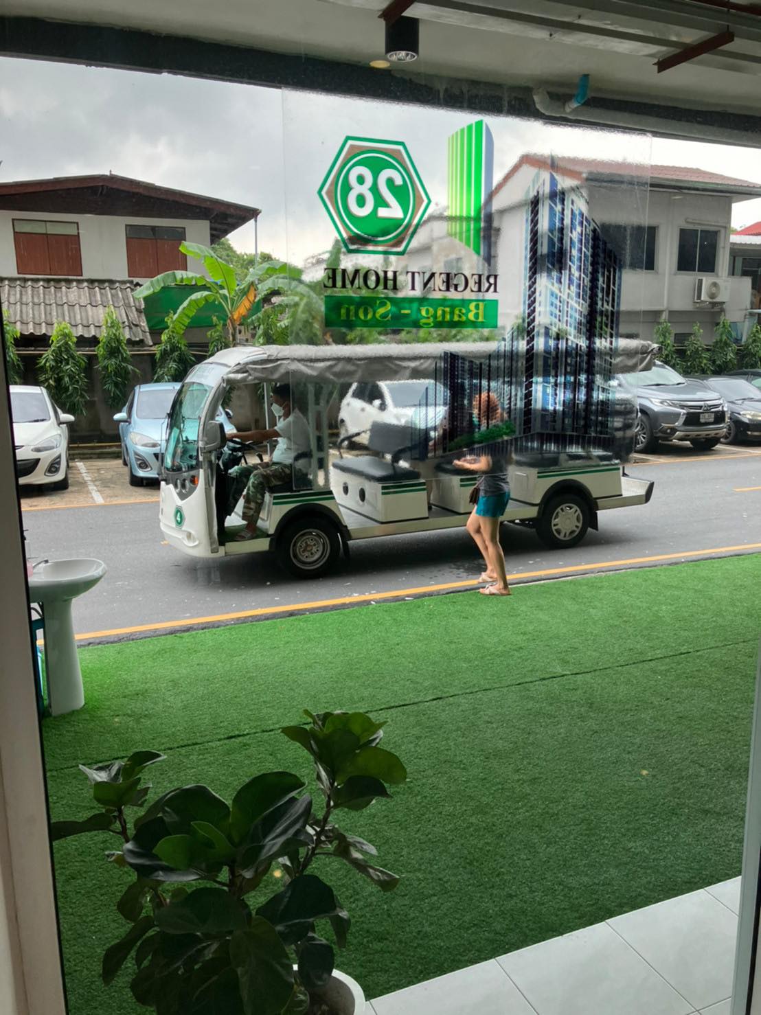 ขายคอนโด รีเจ้นท์ โฮม บางซ่อน เฟส 28 (Regent Home Bangson28) 1 ห้องนอน 1 ห้องนั่งเล่น 2 ห้องน้ำ 58 ตร.ม