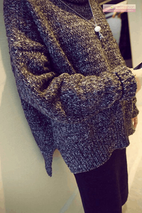 เสื้อไหมพรมคอเต่าตัวโคล่ง สีเทา ไหมพรมอุ่น ยืดได้เยอะ เรียบแต่เก๋