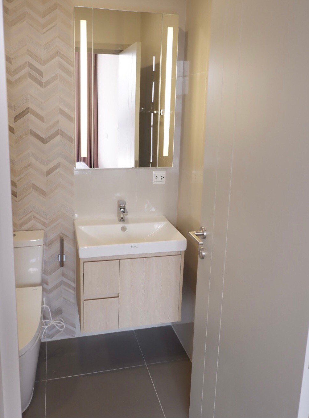 ✨ ให้เช่า คอนโด Oka Haus สุขุมวิท 36 (Oka Haus Sukhumvit 36 by Sansiri) ✨