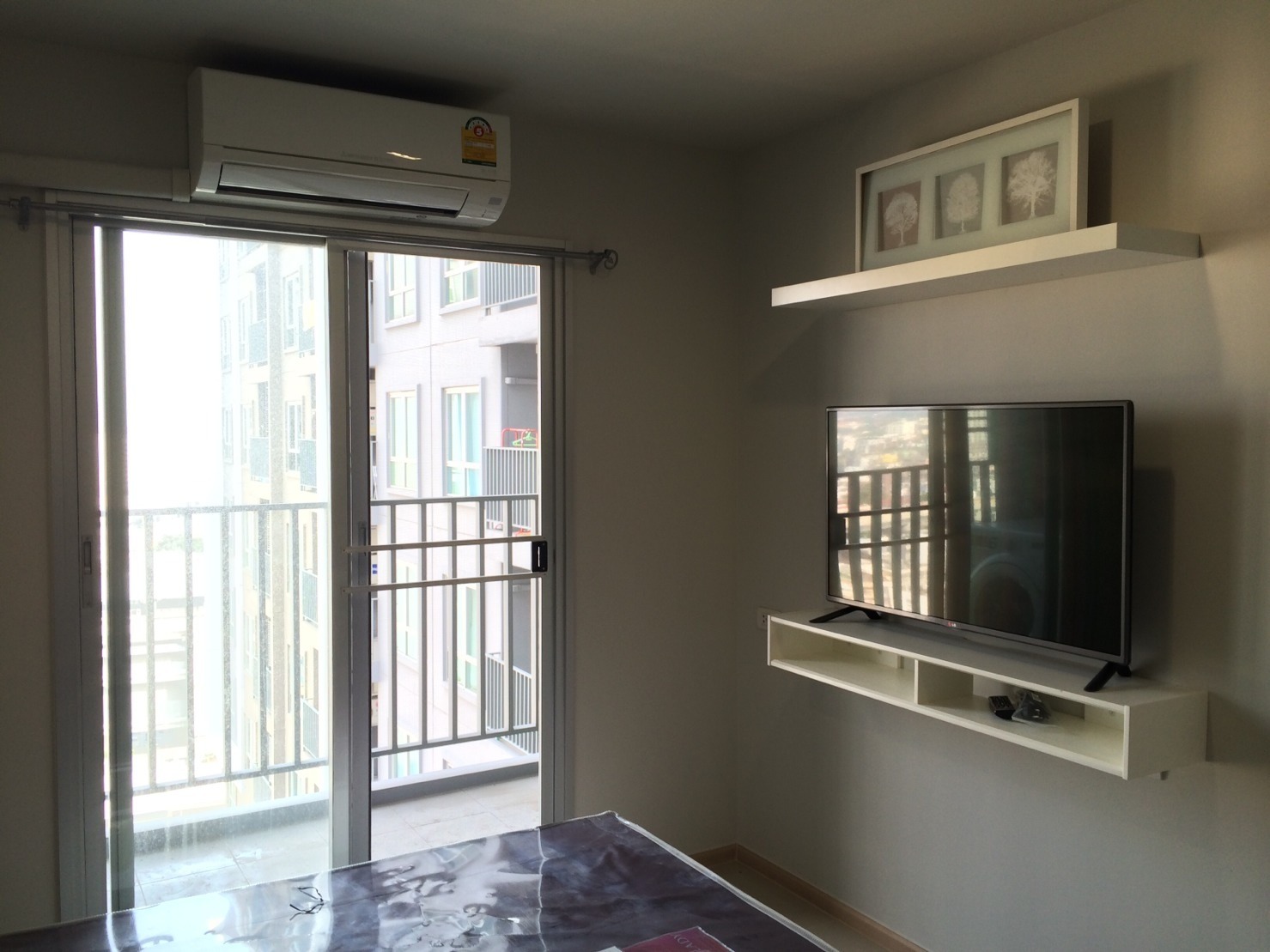 ขายคอนโดโครงการ The Tree Interchange เดอะ ทรี อินเตอร์เชนจ์ ห้อง1 bed-studio ชั้น 23 พื้นที่ 30.21 ตร.ม