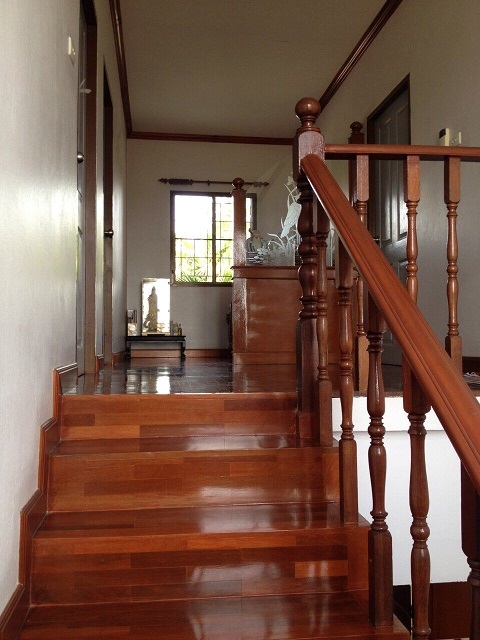 ขายบ้านเดียวหมู่บ้าน ลภาวัน โครงการ 9 ถนนเลียบคลองแอน 4 ห้อง 3 ห้องน้ำ 1 ห้องนั่งเล่น 1 ห้องโถง 1 ห้องครัว 1 ห้องทานอาหาร พื้นที่ 89 ตร.ว ถนนราชพฤกษ์