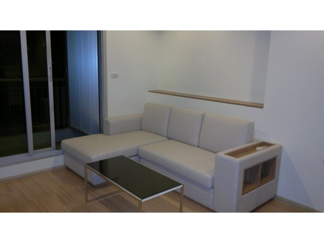 Rhythm Ratchada-Huaikhwang (คอนโด รีธีม รัชดา-ห้วยขวาง) ให้เช่า