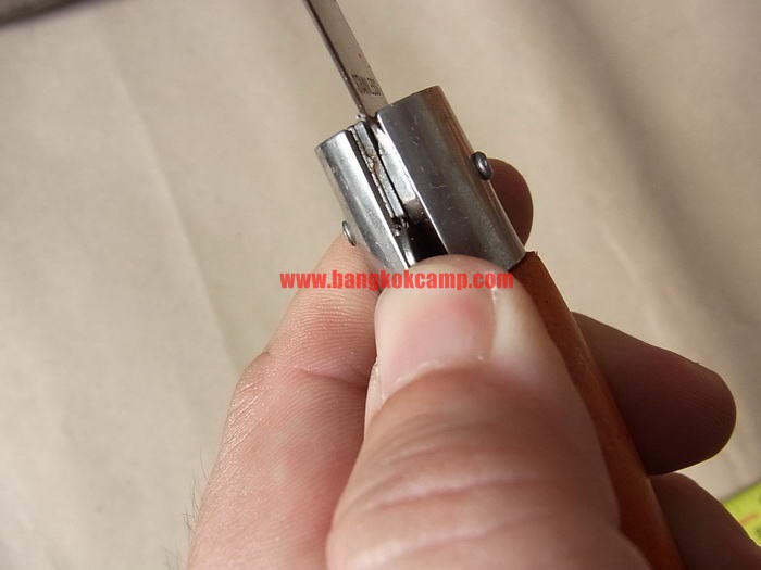 มีดพับด้ามไม้ใหญ่ Surtido Navaja Knife